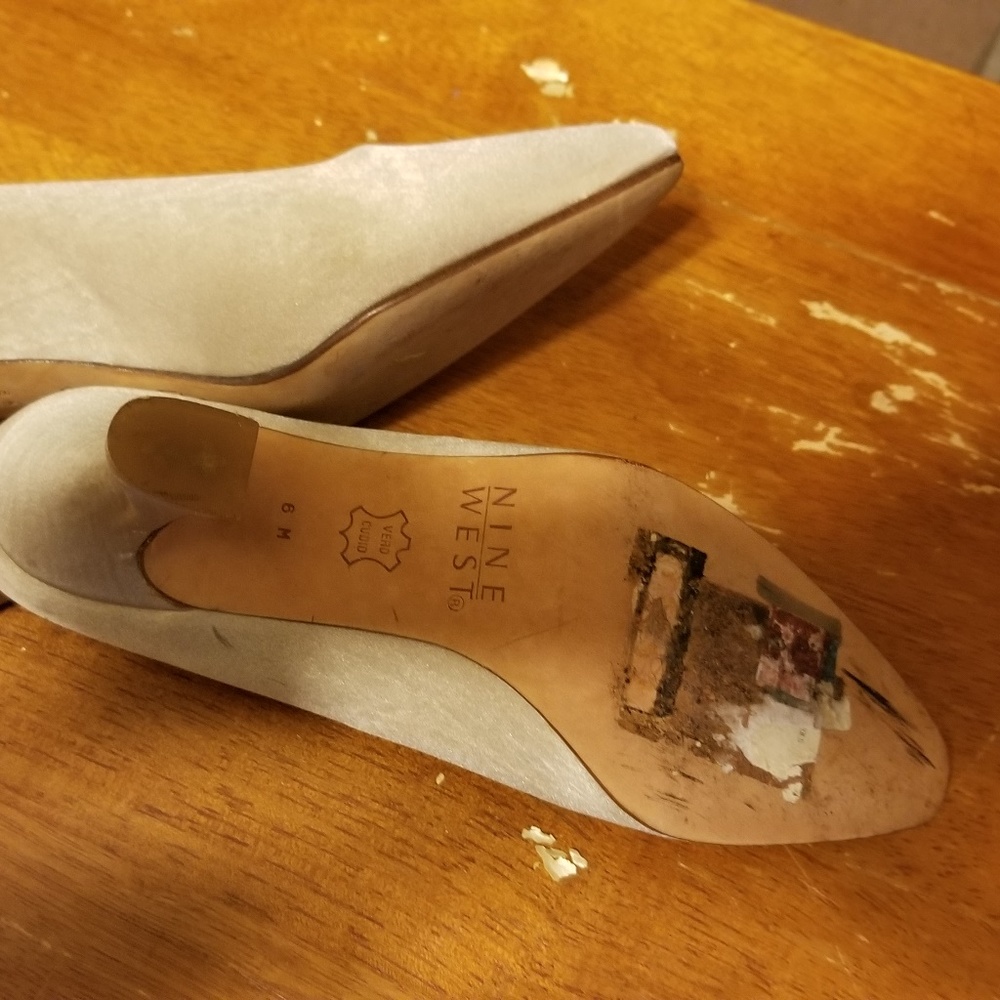 Beige Shoes - Picture 3 of 5